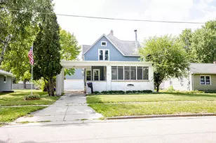 817 Dempster St, Fort Atkinson, WI 53538 - Photo 1