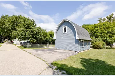 817  Dempster St, Fort Atkinson, WI 53538 - Photo 50