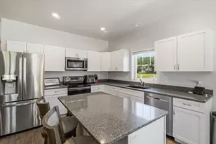 490 Meadowlark Ln, Green Lake, WI 54941 - Photo 10