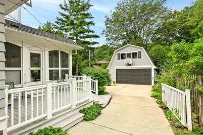2029  Underwood Ave, Wauwatosa, WI 53213 - Photo 22