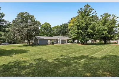 4640 N 149th St, Brookfield, WI 53005 - Photo 32