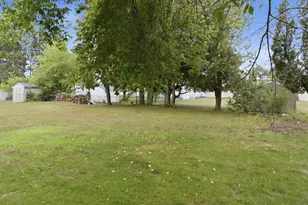 2619 14th St, Two Rivers, WI 54241 - Photo 20