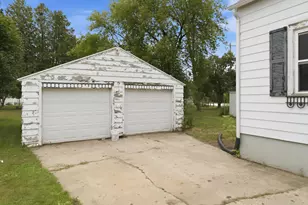 2619 14th St, Two Rivers, WI 54241 - Photo 16