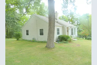 227  3rd St, Pewaukee, WI 53072 - Photo 4