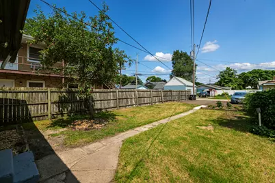 1617  10th St, La Crosse, WI 54601 - Photo 8