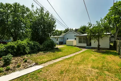 1617  10th St, La Crosse, WI 54601 - Photo 6