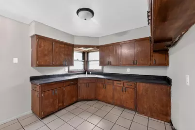 8000 W Mill Rd, Milwaukee, WI 53218 - Photo 18