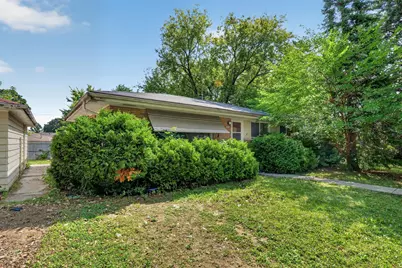 7836 W Beckett Ave, Milwaukee, WI 53218 - Photo 6
