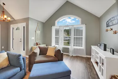 404  Appletree Ln, Eagle, WI 53119 - Photo 14
