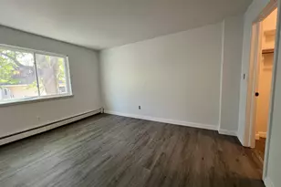 255 Elmwood Ave, Lake Geneva, WI 53147 - Photo 10