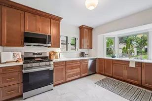 2902 N 73rd St, Milwaukee, WI 53210 - Photo 18