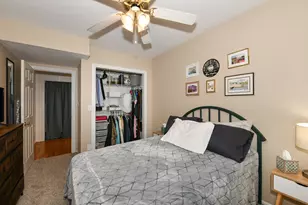 2059 S 68th St, West Allis, WI 53219 - Photo 12