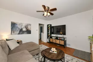 2059 S 68th St, West Allis, WI 53219 - Photo 8