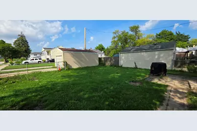 3724  20th St, Racine, WI 53405 - Photo 4