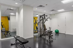 545 E Wells St, Milwaukee, WI 53202 - Photo 54