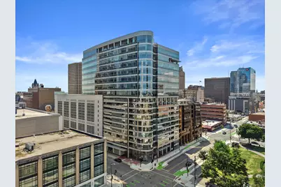 545 E Wells St #802, Milwaukee, WI 53202 - Photo 70