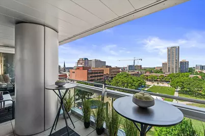 545 E Wells St #802, Milwaukee, WI 53202 - Photo 44