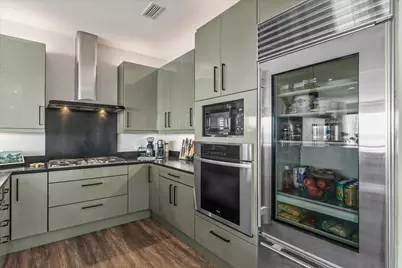 545 E Wells St #802, Milwaukee, WI 53202 - Photo 16