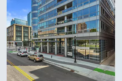 545 E Wells St #802, Milwaukee, WI 53202 - Photo 74