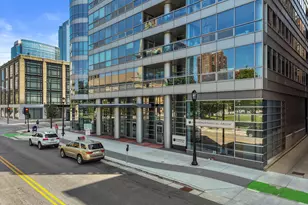 545 E Wells St, Milwaukee, WI 53202 - Photo 74