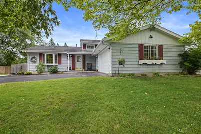 1129  Bluebird Ln, Racine, WI 53182 - Photo 1