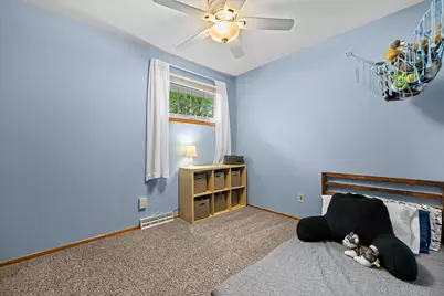 1129  Bluebird Ln, Racine, WI 53182 - Photo 12
