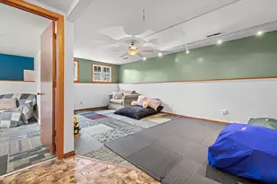 1129 Bluebird Ln, Racine, WI 53182 - Photo 22