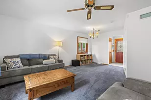 1129 Bluebird Ln, Racine, WI 53182 - Photo 2