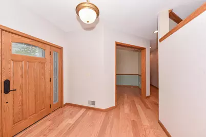 W71N428  Mulberry Ave, Cedarburg, WI 53012 - Photo 4