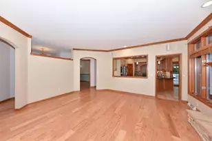 W71N428 Mulberry Ave, Cedarburg, WI 53012 - Photo 10