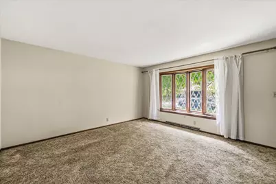 6838 N 61st St, Milwaukee, WI 53223 - Photo 6