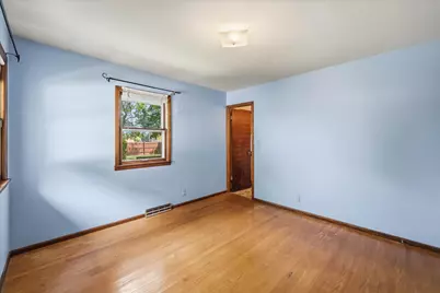 6838 N 61st St, Milwaukee, WI 53223 - Photo 16