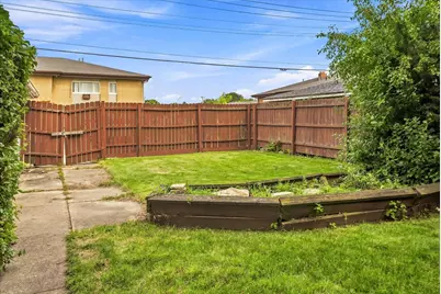 6838 N 61st St, Milwaukee, WI 53223 - Photo 40