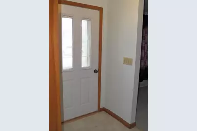 722 S 31 St, Manitowoc, WI 54220 - Photo 2