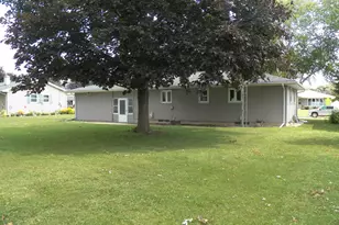 722 S 31st St, Manitowoc, WI 54220 - Photo 26