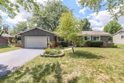 3575 S Cottonwood Rd, New Berlin, WI 53151 - Photo 18