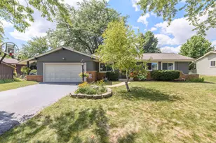 3575 S Cottonwood Rd, New Berlin, WI 53151 - Photo 18