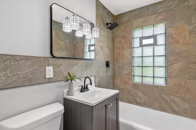 5277 N 51st Blvd, Milwaukee, WI 53218 - Photo 12