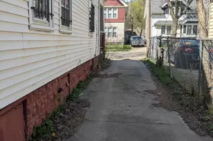 623 W Ring St, Milwaukee, WI 53212 - Photo 24