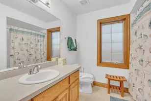 1828 Blackfoot Ct, Grafton, WI 53024 - Photo 16