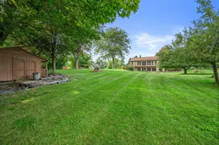 N69W27089 Hickory Chasm Dr, Lisbon, WI 53089 - Photo 54