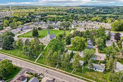 425 W Wisconsin Ave, Pewaukee, WI 53072 - Photo 26