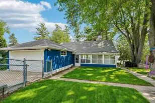 425 W Wisconsin Ave, Pewaukee, WI 53072 - Photo 22