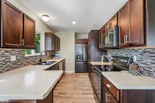 425 W Wisconsin Ave, Pewaukee, WI 53072 - Photo 12