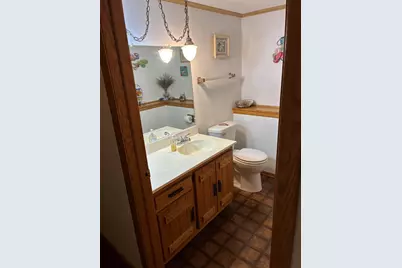3165 S Manor Ct, New Berlin, WI 53151 - Photo 32
