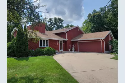 3165 S Manor Ct, New Berlin, WI 53151 - Photo 1