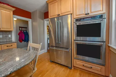 5074 N Hollywood Ave, Whitefish Bay, WI 53217 - Photo 16