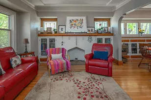 5074 N Hollywood Ave, Whitefish Bay, WI 53217 - Photo 8
