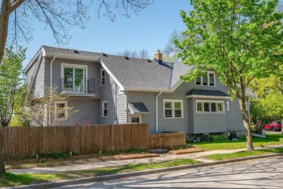 5074 N Hollywood Ave, Whitefish Bay, WI 53217 - Photo 4