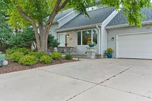 409 Red Coat Ct, Racine, WI 53185 - Photo 36